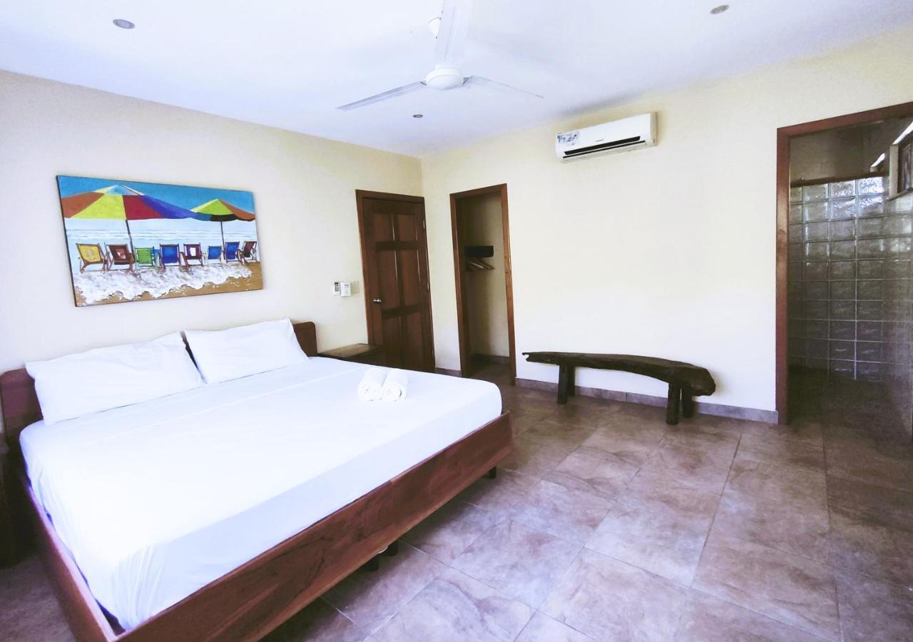 Sol Y Sombra Bed & Breakfast Bocas Town Dış mekan fotoğraf