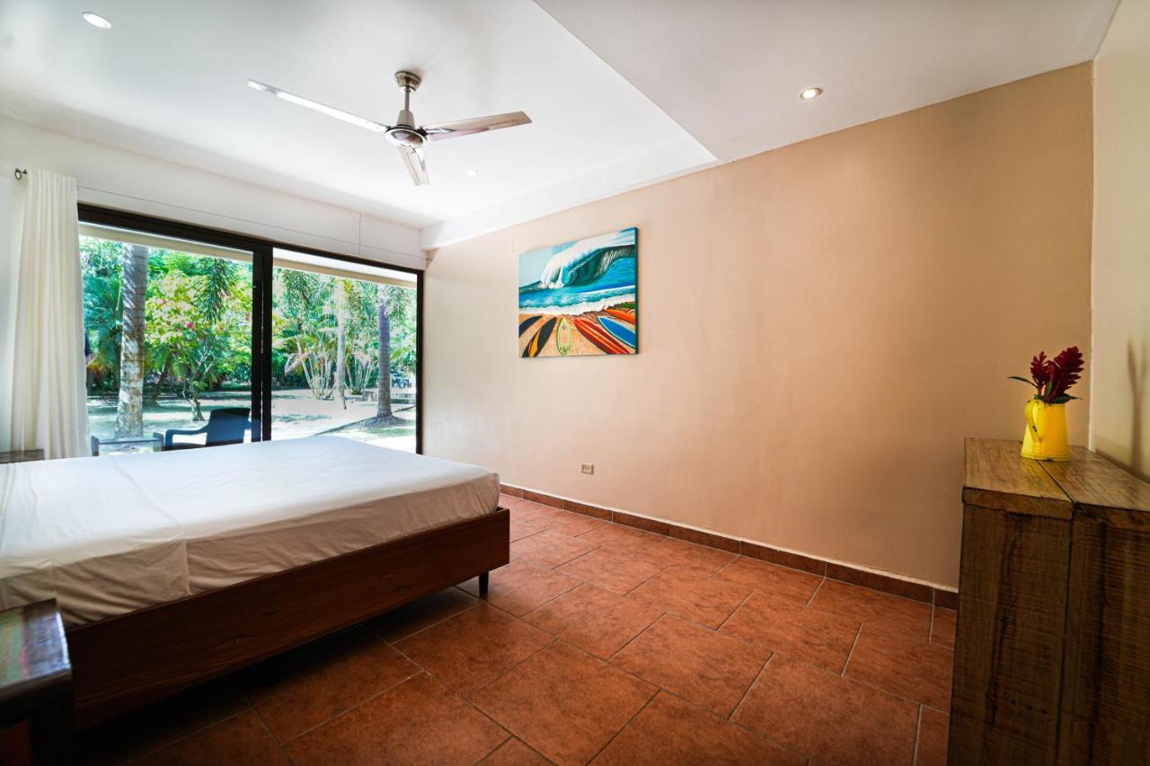 Sol Y Sombra Bed & Breakfast Bocas Town Dış mekan fotoğraf